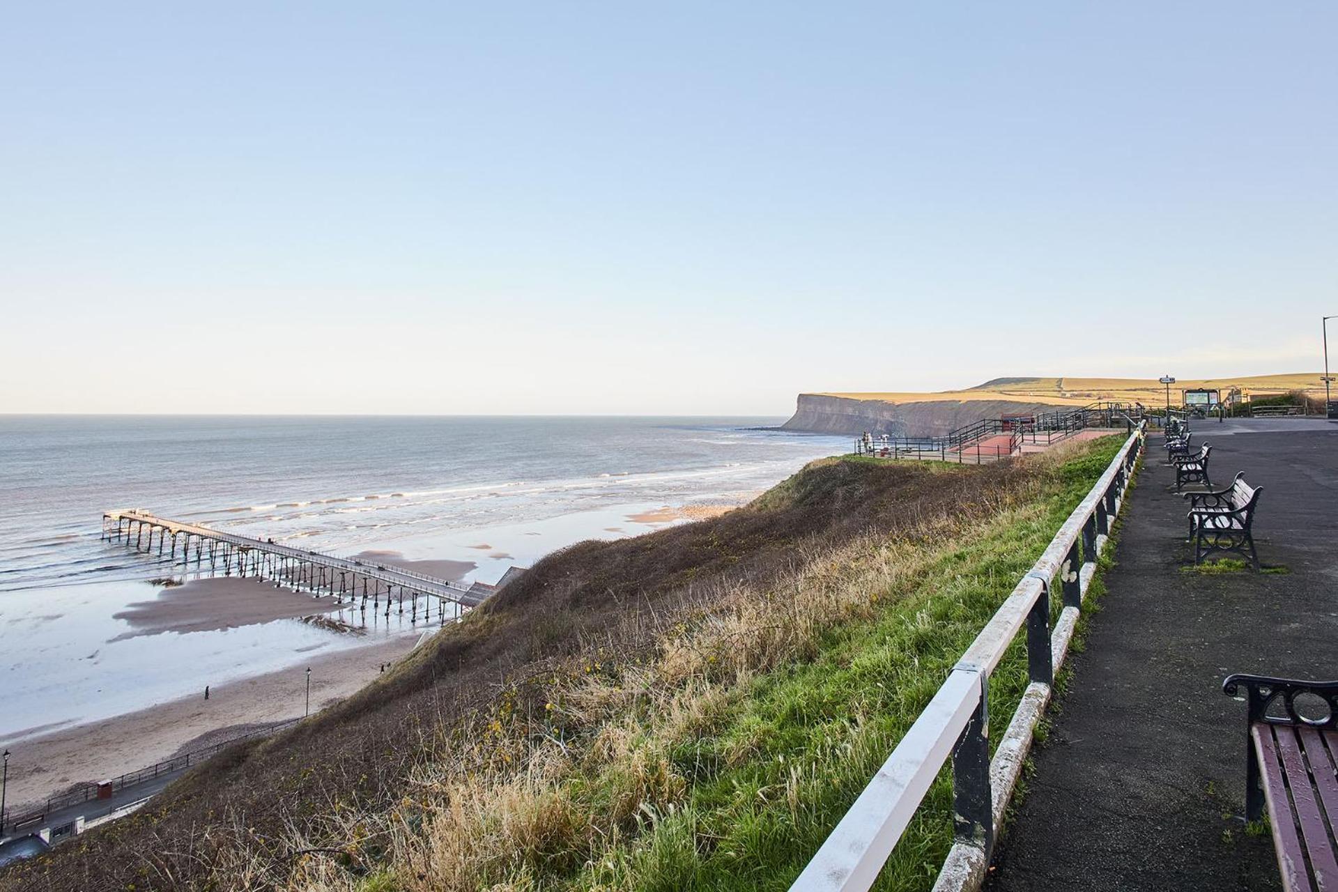 Host & Stay - Salty Bay Saltburn-by-the-Sea Exteriör bild